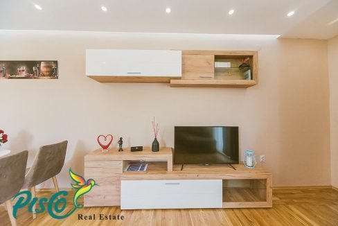 Lux dvosoban stan Podgorica