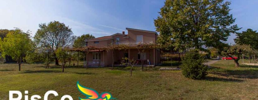 Nekretnine Podgorica Kuca na prodaju (2 of 18)