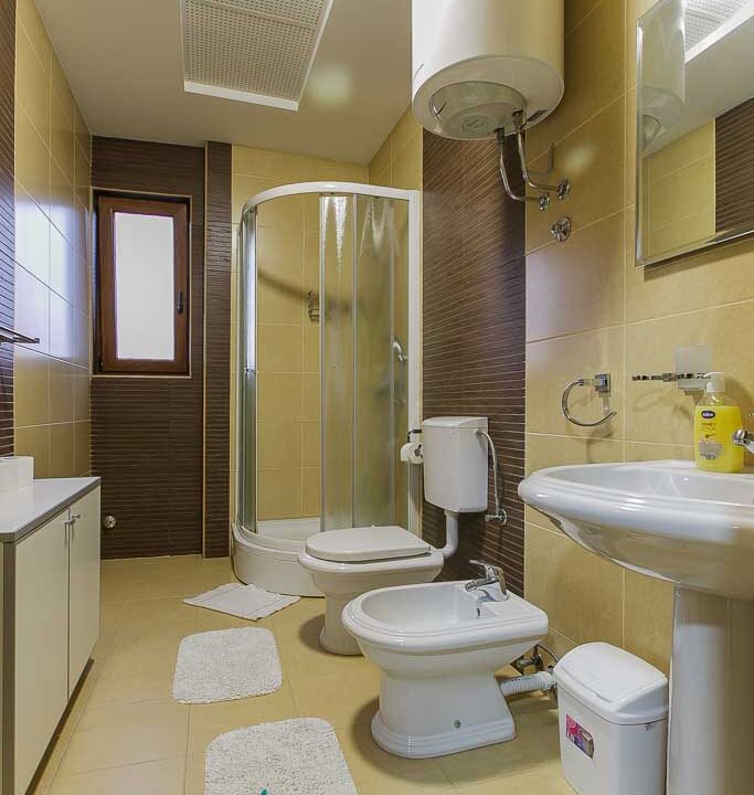 zdavanje KućaPodgorica