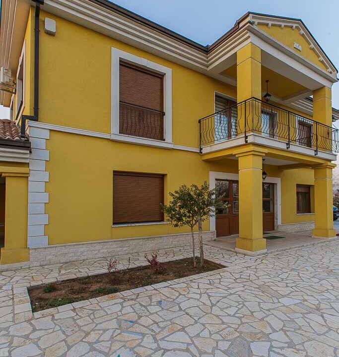 Copy of Izdavanje KućaPodgorica-6(1)