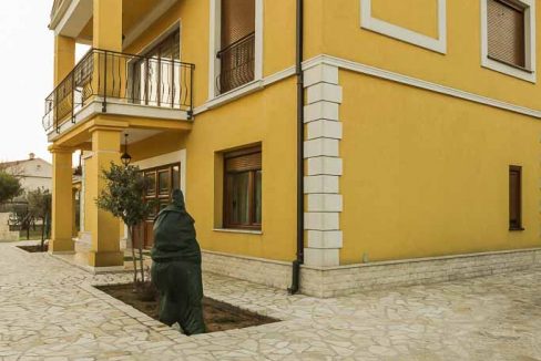 Izdavanje KućaPodgorica-3