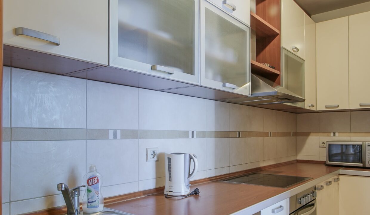 Izdavanje Stanov Podgorica-10