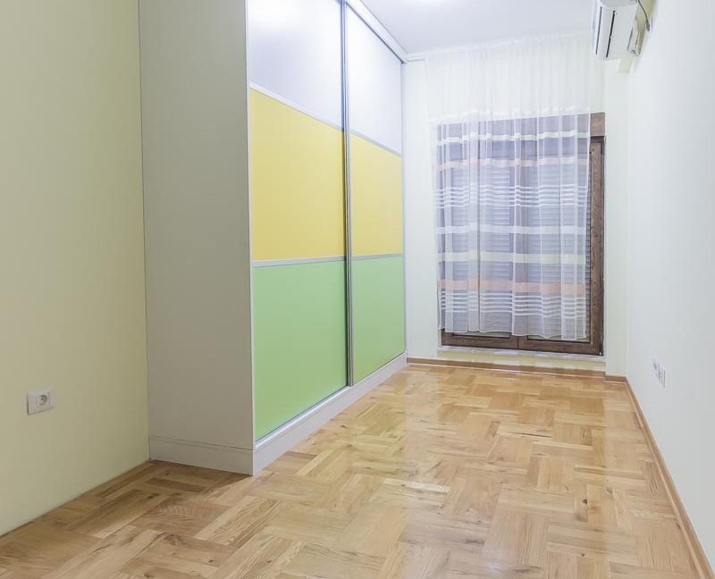 Izdavanje stanova- Podgorica - Slovačka Ulica-1