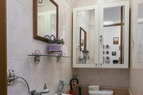 Prostran veoma funkcionalan stan na Starom Aerodromu za prodaju (6 of 16)