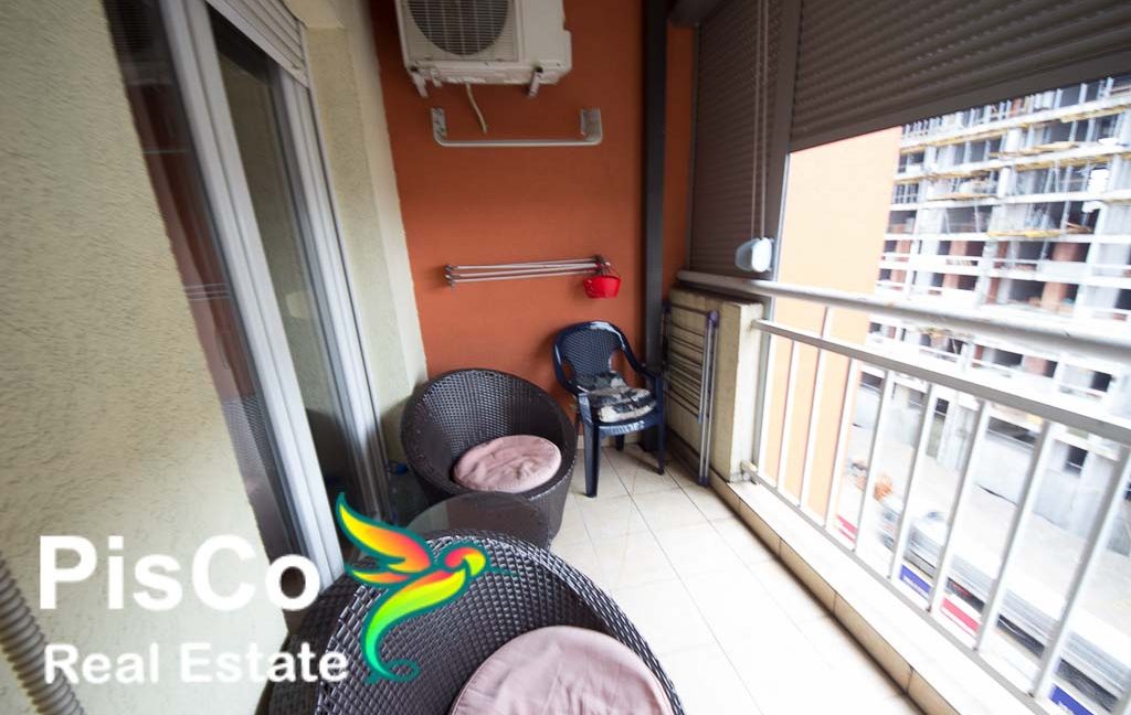Izdaje se luksuzno namešten jednosoban stan u City Kvartu 51m2