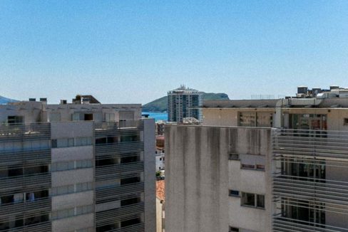 Dvosoban luksuzni apartman 108m2  - Izdavanje na duži period