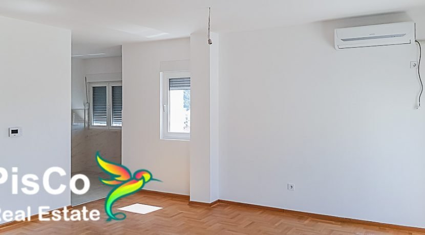 Prodaja apartmana Budva (10 of 13)