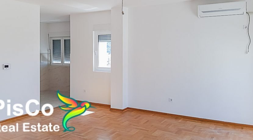 Prodaja apartmana Budva (9 of 13)