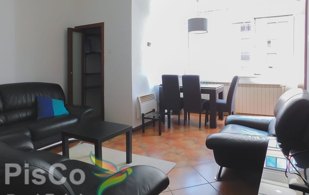 Izdaje se dvosoban stan u Centru Grada | Podgorica