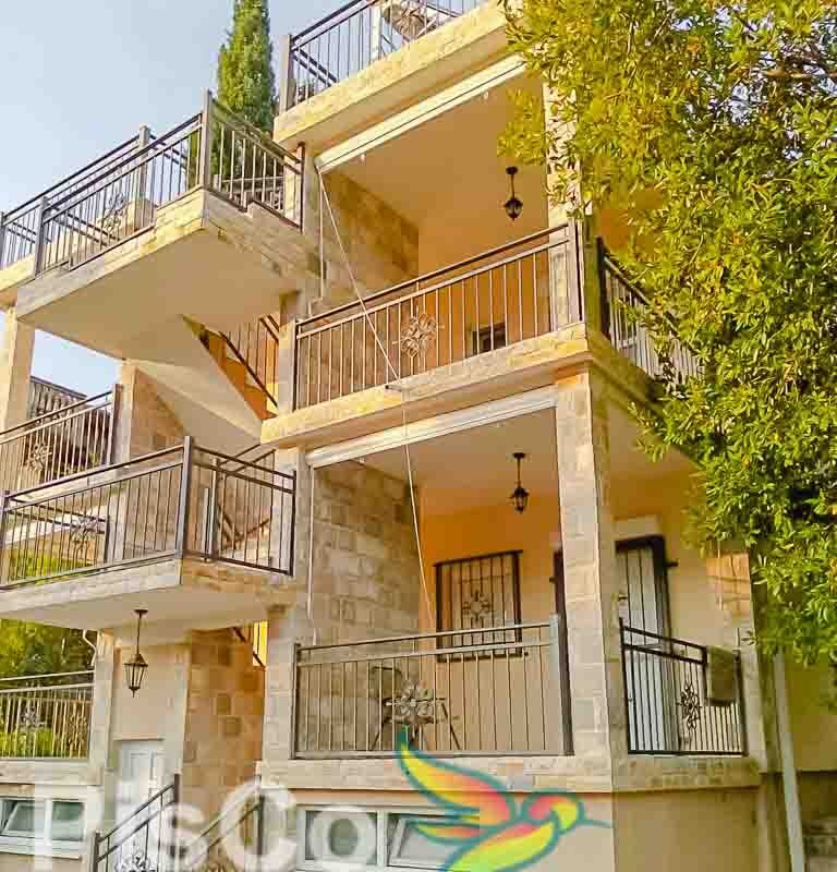 Nekretnine Sutomore | Velika Porodična Kuća na Prodaju