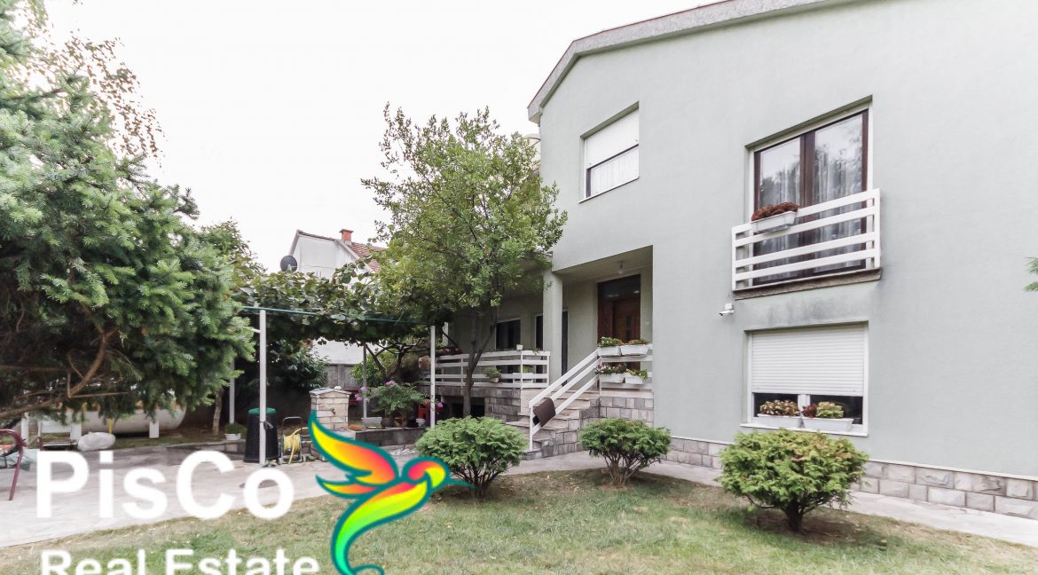 nekretnine crna gora (14 of 15)