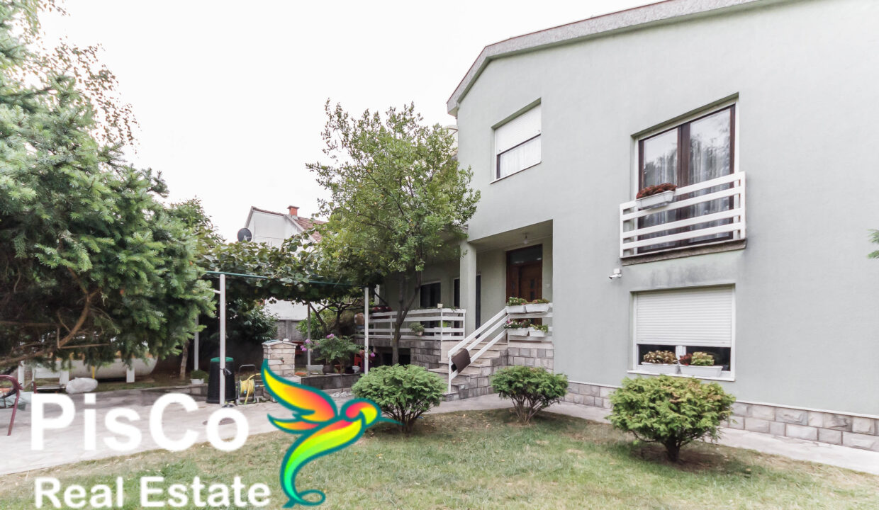 nekretnine crna gora (14 of 15)