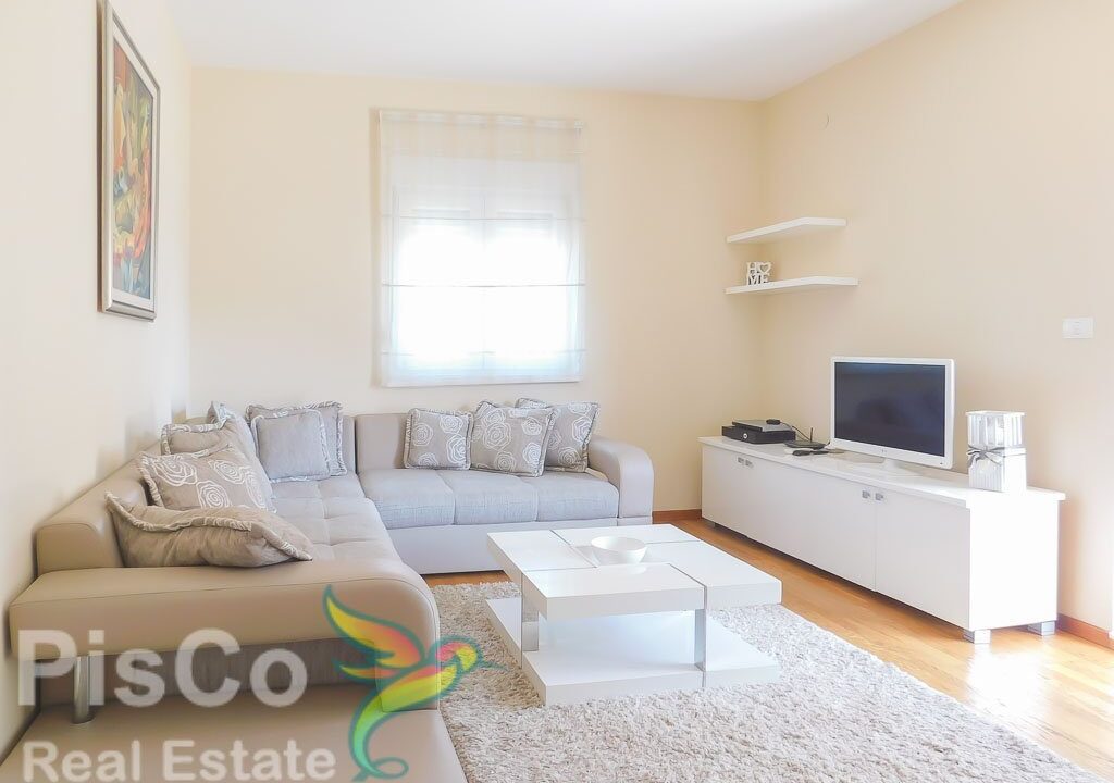 Izdaje se dvosoban stan u City Kvartu | Podgorica