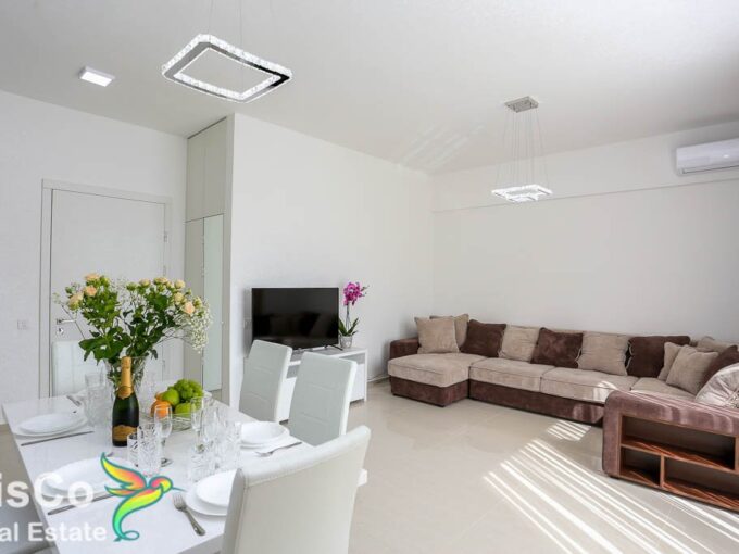 dvosoban stan namješten bečići crna gora  budva