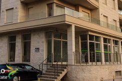 Prodaje se poslovni prostor u Budvi veoma prostoran po dobroj cijeni
