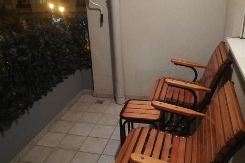 Izdaje se jednosoban lux stan u ulici 4. Jula + garaža