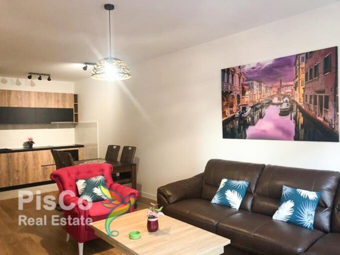 Izdaje se lux dvosoban stan u Central Point-u | Podgorica