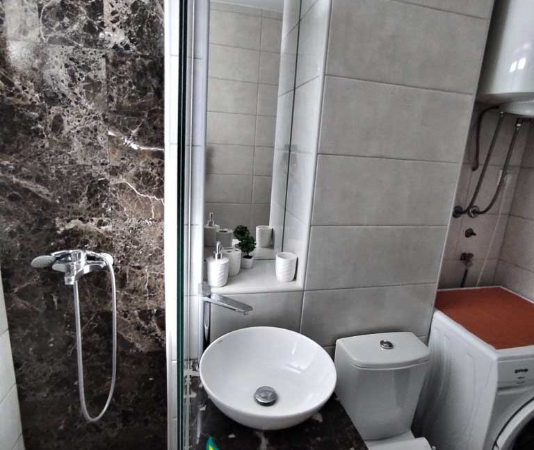 Izdaje jednosoban stan u Lepoj Kati | Podgorica