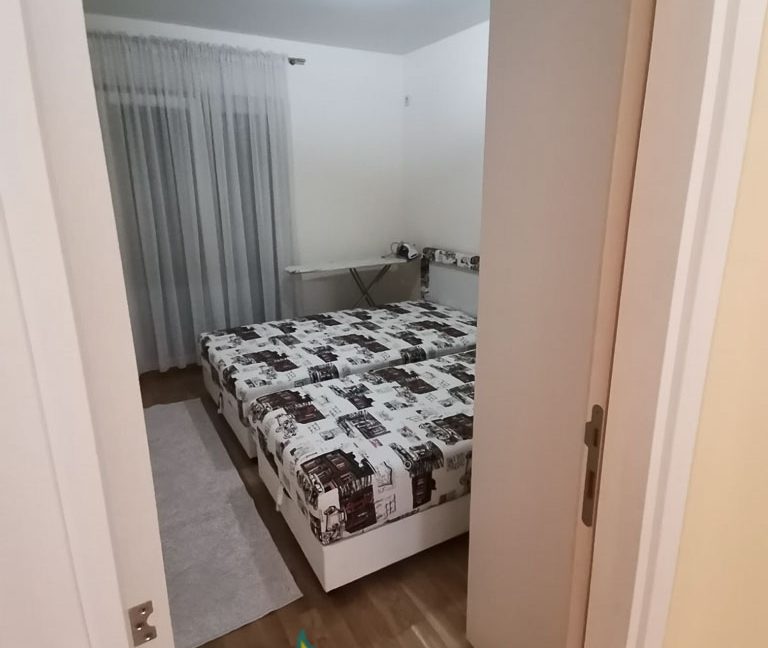 Izdaje se jednosoban stan u Zagoriču | Podgorica