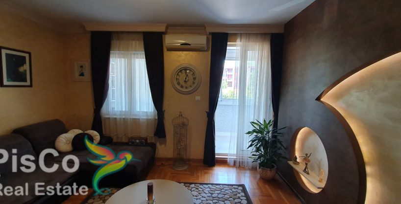 Izdaje se dvosoban stan kod Vezirovog mosta | Podgorica