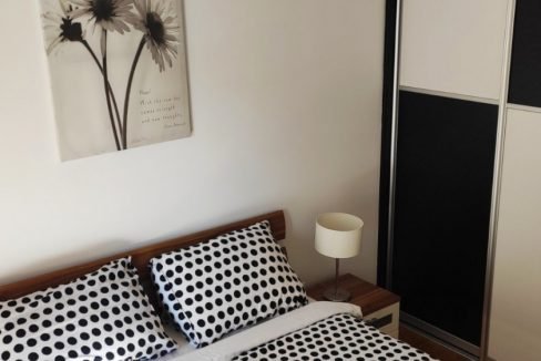Izdaje se lux jednosoban stan u City Kvartu + garaža | Podgorica