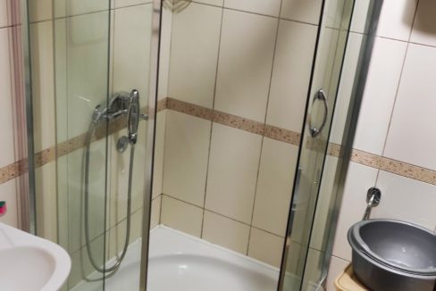 Izdaje se lux jednosoban stan u City Kvartu + garaža | Podgorica