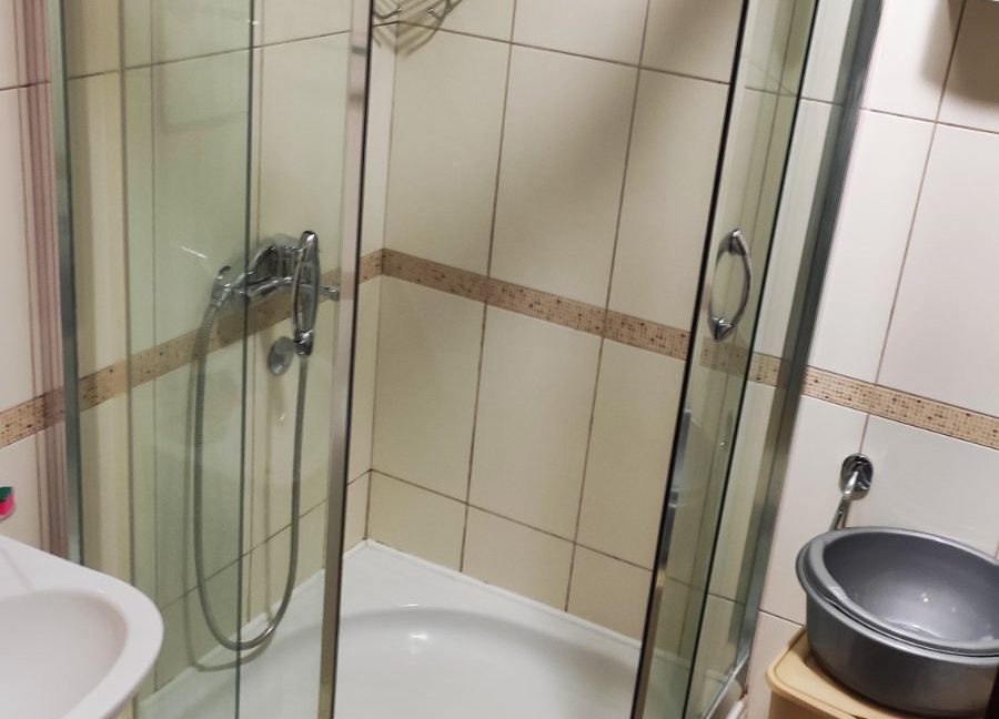 Izdaje se lux jednosoban stan u City Kvartu + garaža | Podgorica