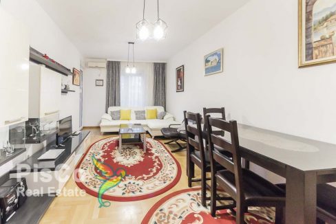 Izdaje se FULL opremljen jednosoban stan u zgradi kod Krivog mosta 50m2 | Podgorica