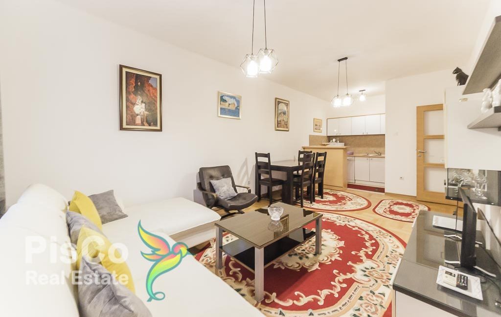 Izdaje se FULL opremljen jednosoban stan u zgradi kod Krivog mosta 50m2 | Podgorica