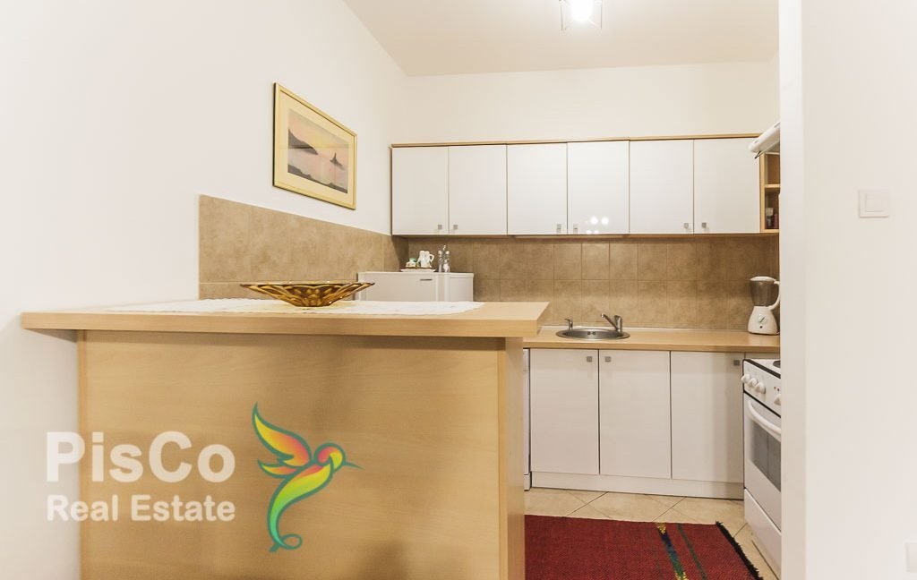 Izdaje se FULL opremljen jednosoban stan u zgradi kod Krivog mosta 50m2 | Podgorica