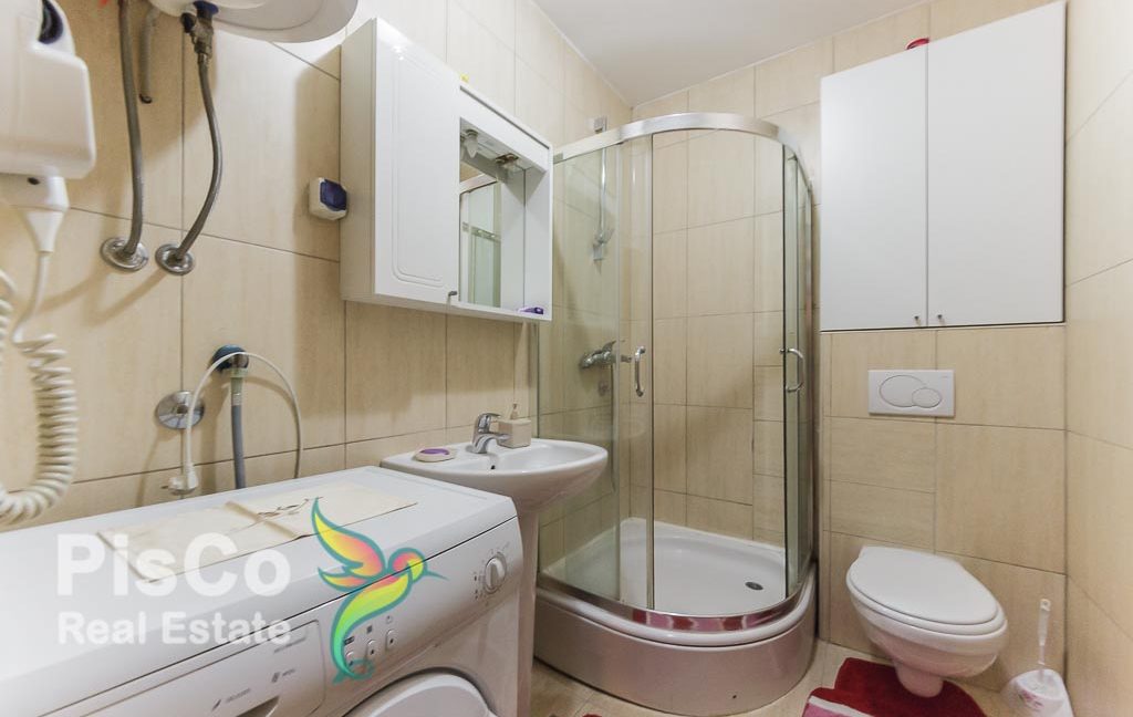 Izdaje se FULL opremljen jednosoban stan u zgradi kod Krivog mosta 50m2 | Podgorica