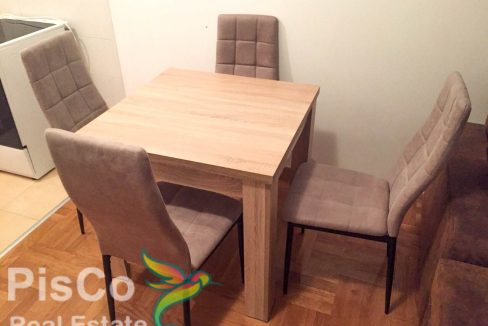 4Izdaje se poslovni prostor na Pobrežju | Podgorica