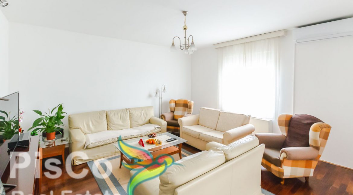 Četvorosoban apartman koji nudi vrhunsku udobnost