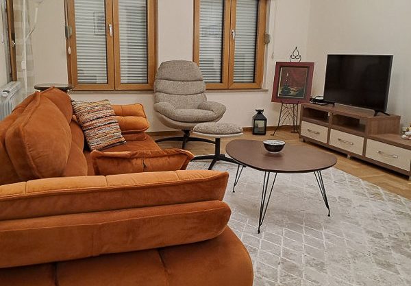 Jednosoban Lovcen invest 1 of 9