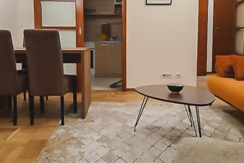Jednosoban Lovcen invest (2 of 9)