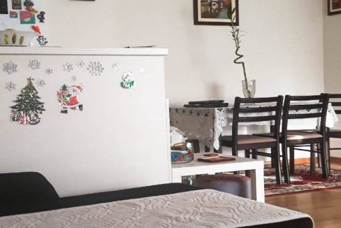 Izdaje se Jednosoban stan pod Goricom + Parking mjesto