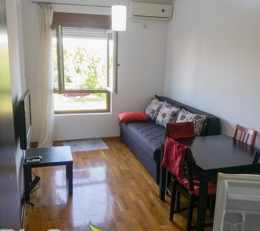 Izdaje se garsonjera kod Delte | Podgorica