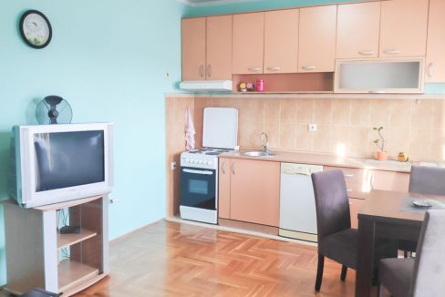 Izdaje se garsonjera na Pobrežju | Podgorica