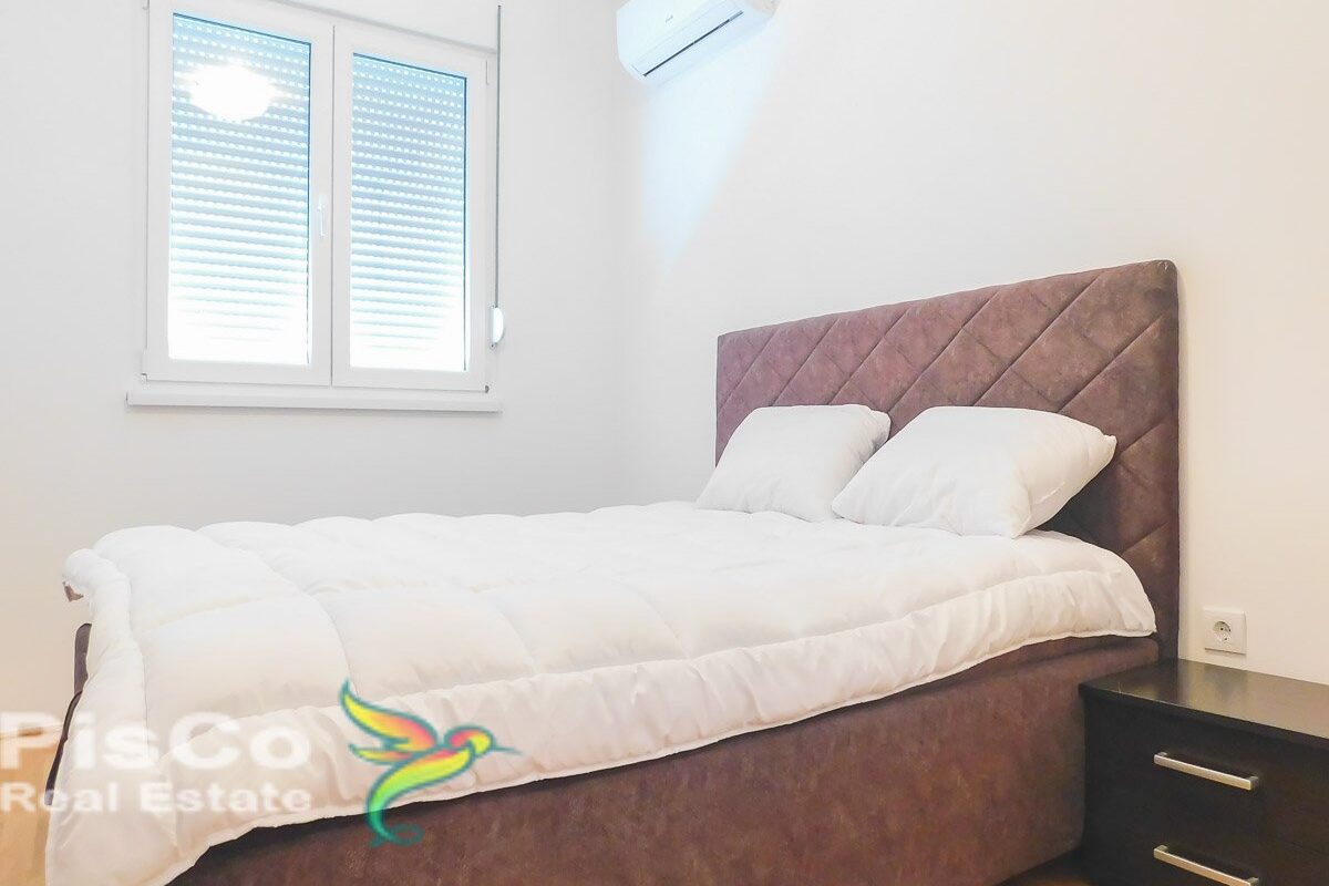 Izdaje se manji dvosoban stan u Novoj Dalmatinskoj ulici | Podgorica