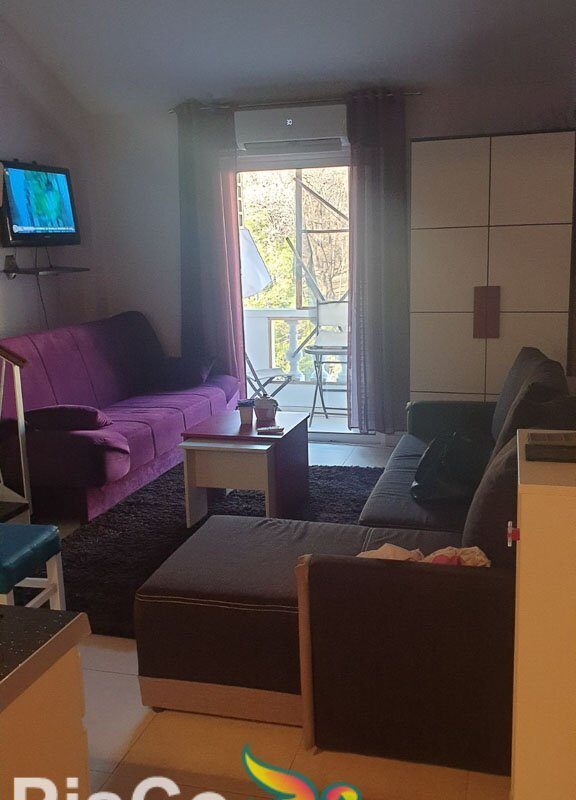 Stan za prodaju/izdavanje