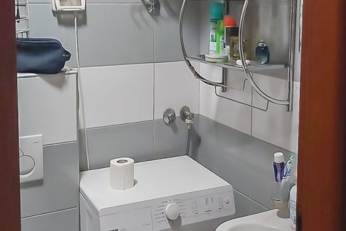 Prazan stan Profesorska zgrada kod Kernela (1 of 5)