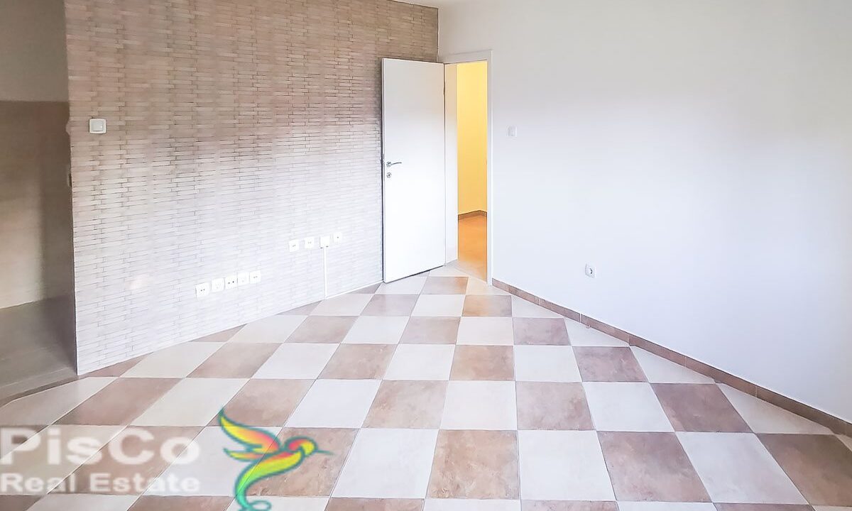 Prazan stan Profesorska zgrada kod Kernela (6 of 7)