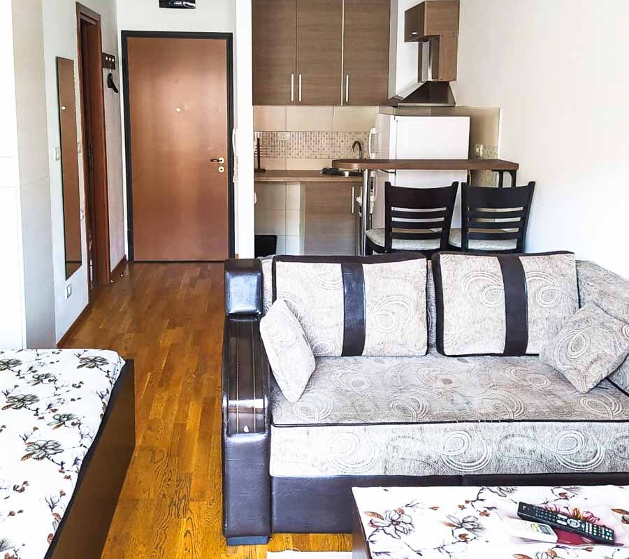 Izdaje se Velika garsonjera u City Kvartu kod Foresta 30m2