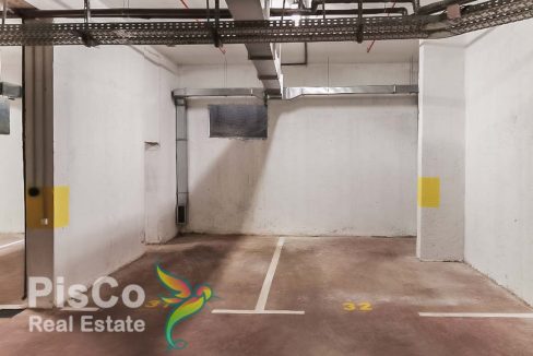 Business space for rent in City Quay 93m2 + gallery + 2 parking spaces