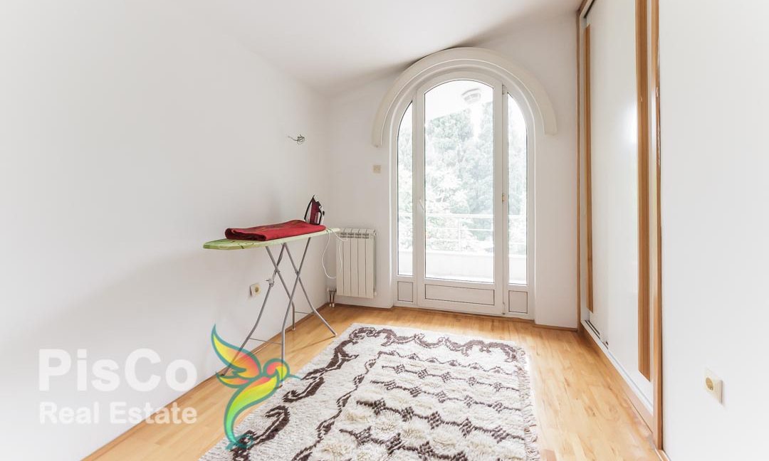nekretnine crna gora (9 of 18)