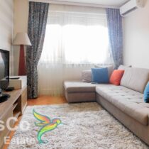 Izdaje se jednosoban stan Preko Morače