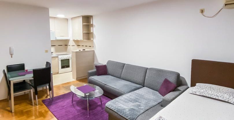 Izdaje se garsonjera na Starom Aerodromu kod Tehnomaxa | Podgorica