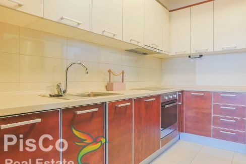 Izdaje se LUX TROSOBAN STAN ISPOD GORICE 120m2