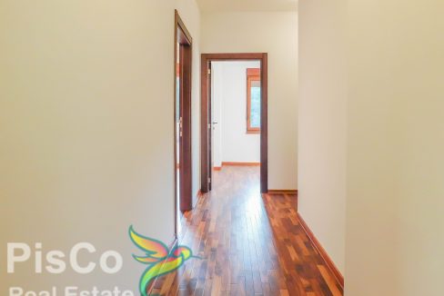 Izdaje se LUX TROSOBAN STAN ISPOD GORICE 120m2