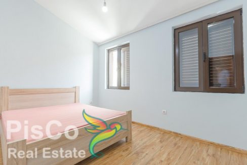 Dvosoban dupleks - Izdavanje stanova Podgorica-3